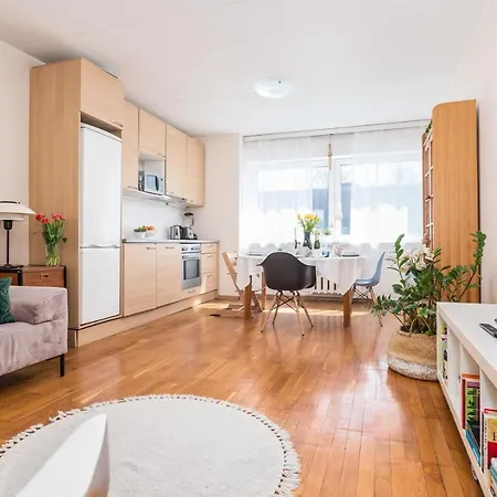 Retro Chic In Kadriorg Apartment Tallinn